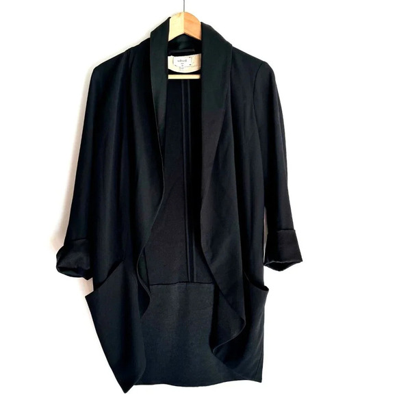 Wilfred Black Chevelier Blazer w Satin Lapels and cuffs 2 - Picture 2 of 4
